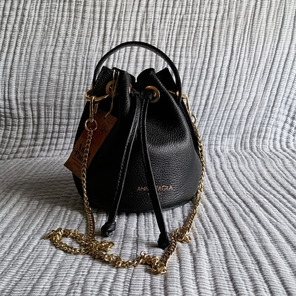 Bucket crossbody bag - Picture 9 of 15